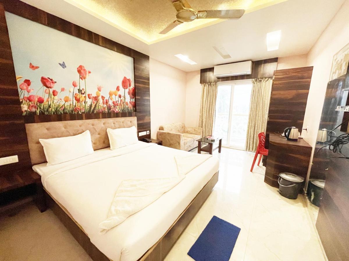 Shree Ganesh Hotel Пури Экстерьер фото