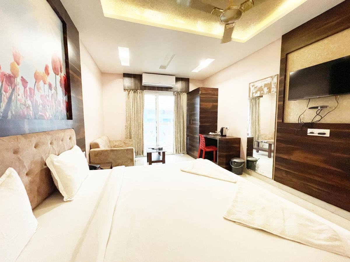 Shree Ganesh Hotel Пури Экстерьер фото